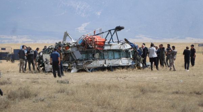 Denizli'de düşen helikopterin enkazı kaldırıldı, 5 yaralıdan 1'i taburcu oldu
