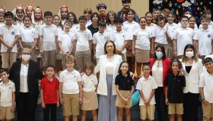 DEÜ'lü minik öğrenciler okullarına kavuştu