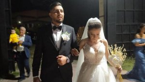 Futbolcu ile gazetecinin birlikteliği yeşil sahalardan nikah masasına uzandı