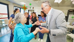 Gaziemir'de yaş dostu hizmetler