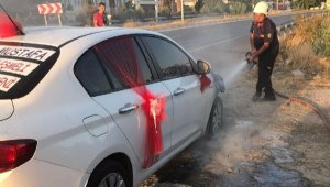 Gelin ve damat indikten sonra otomobil yandı