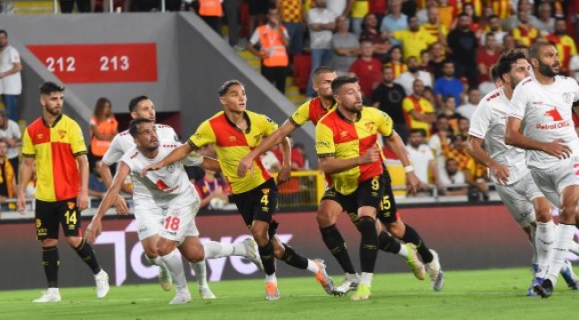 Göztepe'de Emir parladı