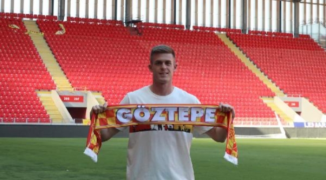 Göztepe'de son gün imza şov