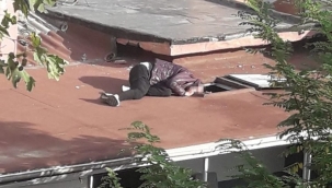 Hırsız çatıda sızdı kaldı!