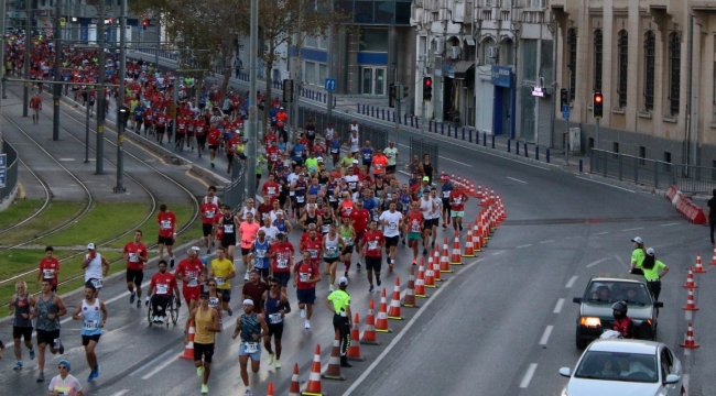 İzmir maratonunu Bursalı ve İstanbullu kazandı