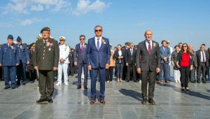İzmir'de Gaziler Günü töreni düzenlendi