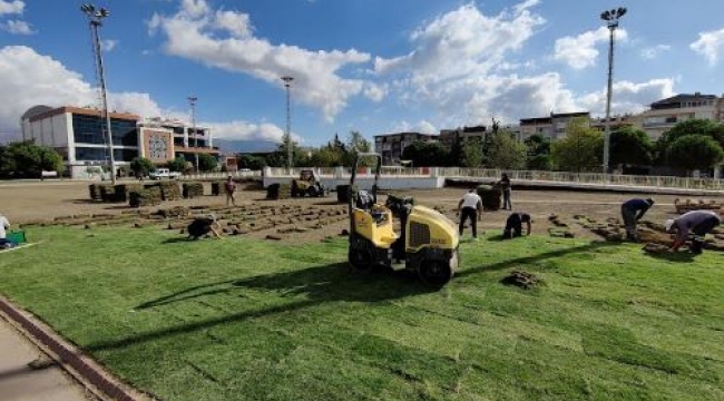 Kemalpaşa'da parklar yenileniyor