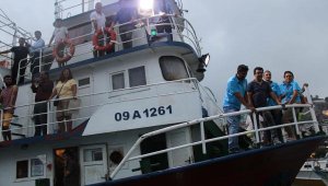 Kuşadası'nda balıkçılar 'Vira bismillah' dedi