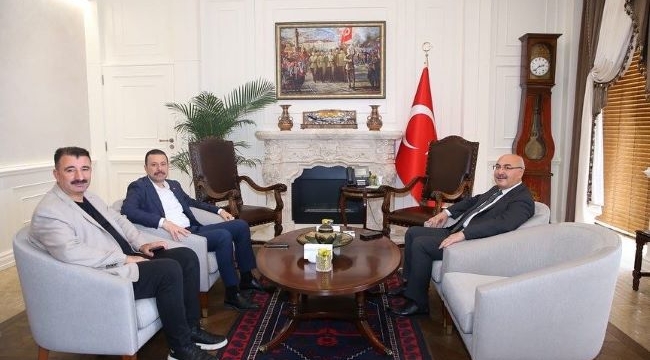 Milletvekili Kaya ve İlçe Başkanı Başdaş'tan Vali Köşger'e ziyaret