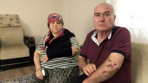 Motosikletli çift özür bekliyor