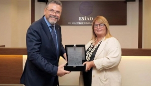 Sibel Zorlu, ESİAD'ın ilk kadın başkanı oldu