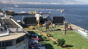 Tarkan'ın sahnesinin yıkılmasına inceleme