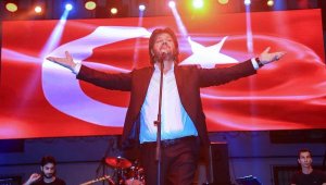 Uşak'ta 100. yıl kurtuluş konserleri başladı