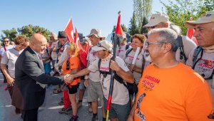 Zafer yolu kafilesi 100 yıl önceki gibi Kemalpaşa'da! Törenle karşılandı