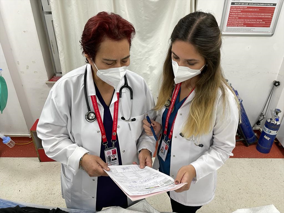 Anne kız aynı hastanede doktorluk yapıyor