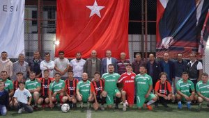 Ayvalık'ta Cumhuriyet Kupası başladı