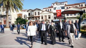 Bartholomeos: Umarım Çeşme Kalesi UNESCO Mirası Listesi'ne girer