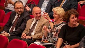 Başkan Soyer, BM 2022 İnsani Gelişim Raporu'nun tanıtımına katıldı