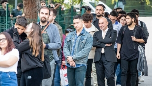 Soyer üniversitelilerle yemek yedi: Gençlere sürprizlerimiz de var