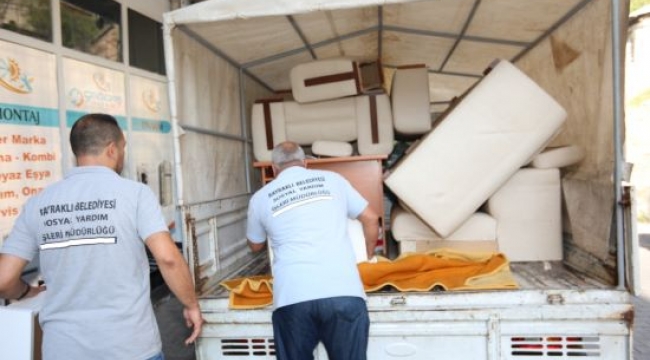 Bayraklı Belediyesi'nden üniversite öğrencilerine ev eşyası desteği