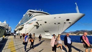 Bodrum'a denizden 1922 turist