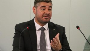 Denizlispor'da Başkan Uz yol ayrımında