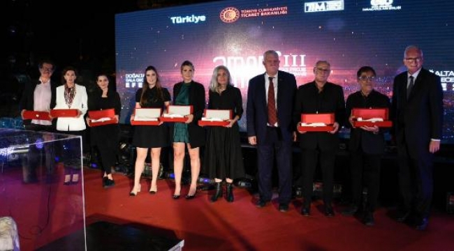 Doğal Taş Tasarım Yarışması'nın ödülleri antik kentte dağıtıldı