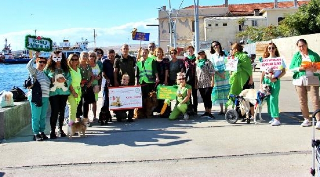 Gelibolu Dost Patiler Derneği'nden Hayvanları Koruma Günü yürüyüşü