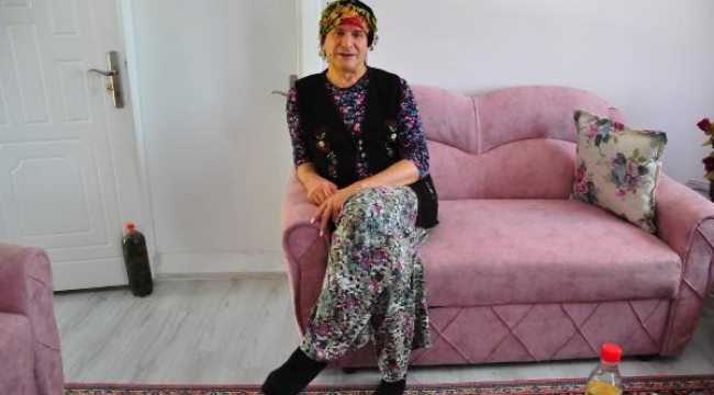 'İhsan Hala'ya afişli borç tepkisi