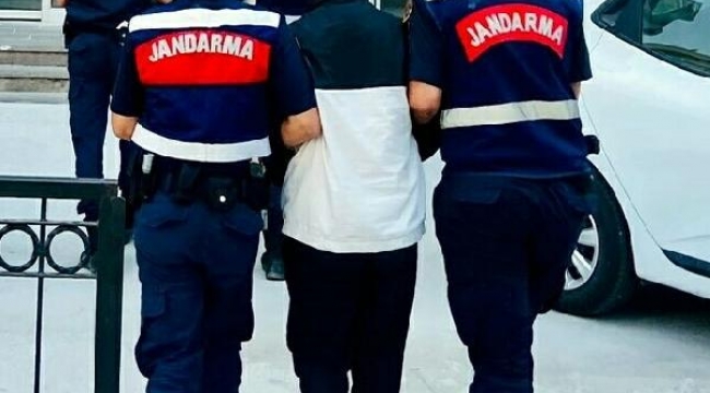 İki motosikleti çalmak isterken suçüstü yakalandılar