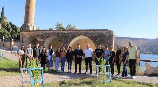 İlk kez uçağa binen Çamelili öğrenciler Halfeti'nin güzelliklerini yerinde gördü