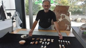 İzmir halkının 8 bin 500 yıl öncesi eşyaları!