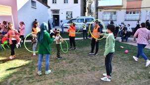 İzmir'in "Sakin mahalle"si, beledinin etkinliğiyle şenlendi