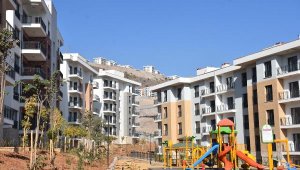 İzmir'de 3 bin 657 konut, yıl sonu teslim edilecek