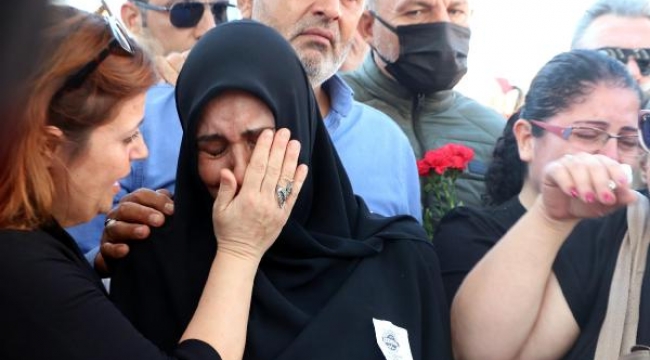 İzmir depreminin 2. yılı! Hayatını kaybedenler anıldı