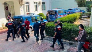 İzmir'deki tefeci operasyonunda 4 tutuklama