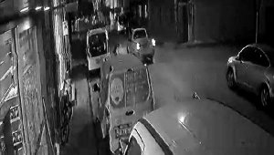 Köpekten kaçan Eren'e kamyonet çarptı! O an