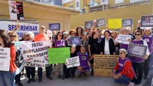 Kulübesindeki 'Şila'nın öldürülmesi protesto edildi