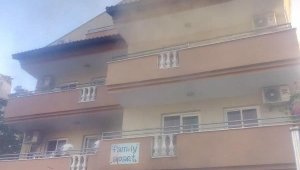 Muğla'da apart yangını; 4 turist dumandan etkilendi