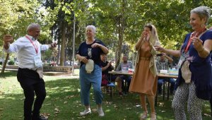 'Stoma torbalarımızla mutluyuz' mesajı