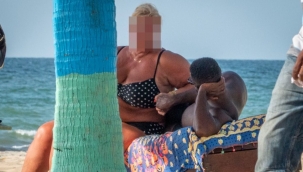 Yaşlı kadınların, genç erkek turizmi