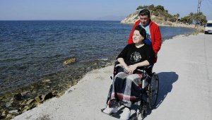 Altı yıl sonra denizi görmenin mutluluğunu yaşadı