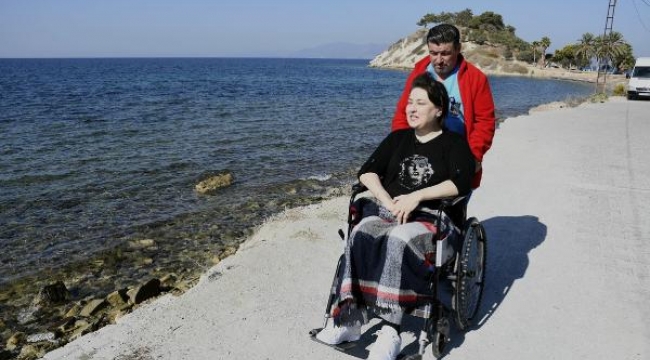 Altı yıl sonra denizi görmenin mutluluğunu yaşadı