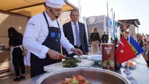 Ayvalık Uluslararası Zeytin Hasat Festivali'nde etkinlikler sürüyor
