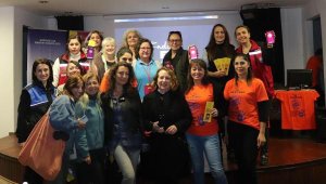 Bodrum'da polis ekipleri öğretmenlere ve öğrencilere KADES'i anlattı