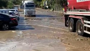 Bodrum'da su hattı bomba gibi patladı
