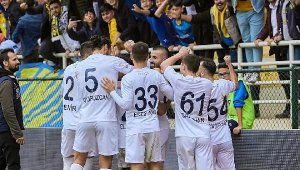 Bucaspor 1928 zirveye kuruldu