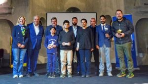 Çeşme 'Balığa Gel' etkinliğinde hem sergi ve hem söyleşi