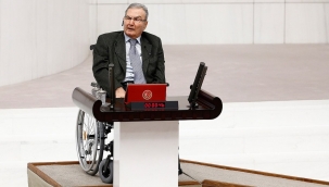 Deniz Baykal'ın CHP'den istifa edeceği yönündeki iddialara yanıt geldi