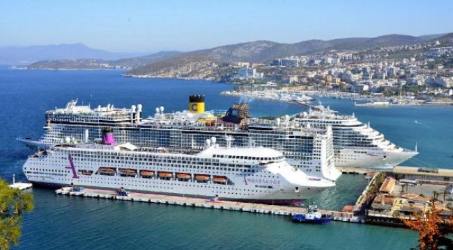 Denizden Kuşadası 6 bin 170, Bodrum'a 266 turist